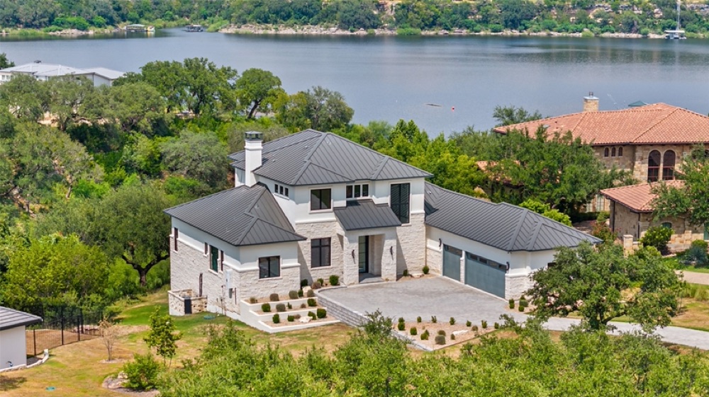 Residence at 3113 Stableford Cove